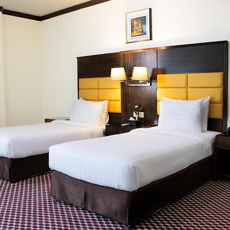 Fortune Karama Hotel Дубай Экстерьер фото