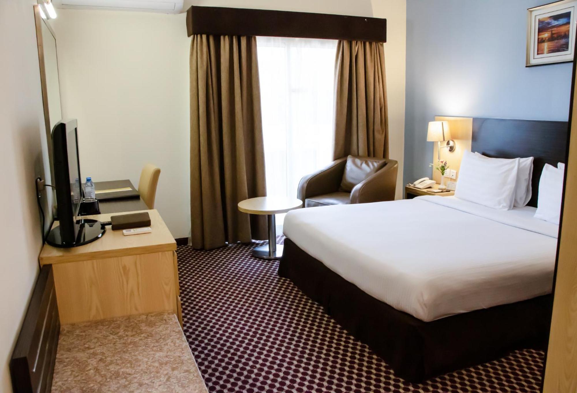 Fortune Karama Hotel Дубай Экстерьер фото